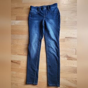 Sz 10, like new, Tommy Bahama girl's jean leggings, super soft knit, stretchy